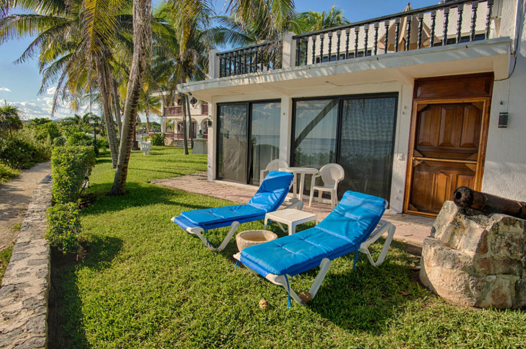 Cannon House Studio Beach Chairs